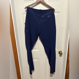 Men’s Mammut Lightweight Pants Sz 36